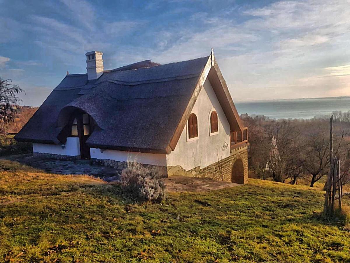 Villa Korozsa Vendeghaz Tihany Ngoại thất bức ảnh