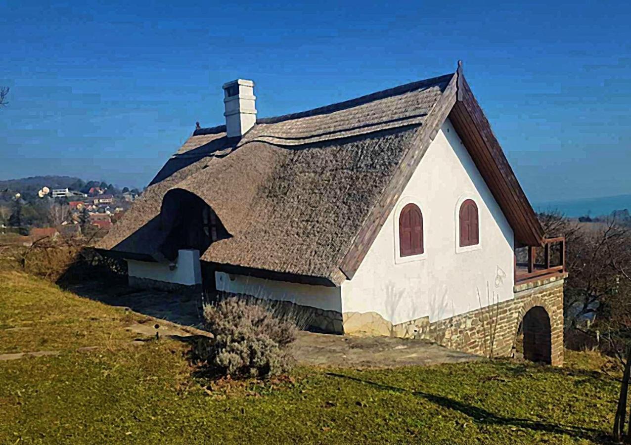 Villa Korozsa Vendeghaz Tihany Ngoại thất bức ảnh